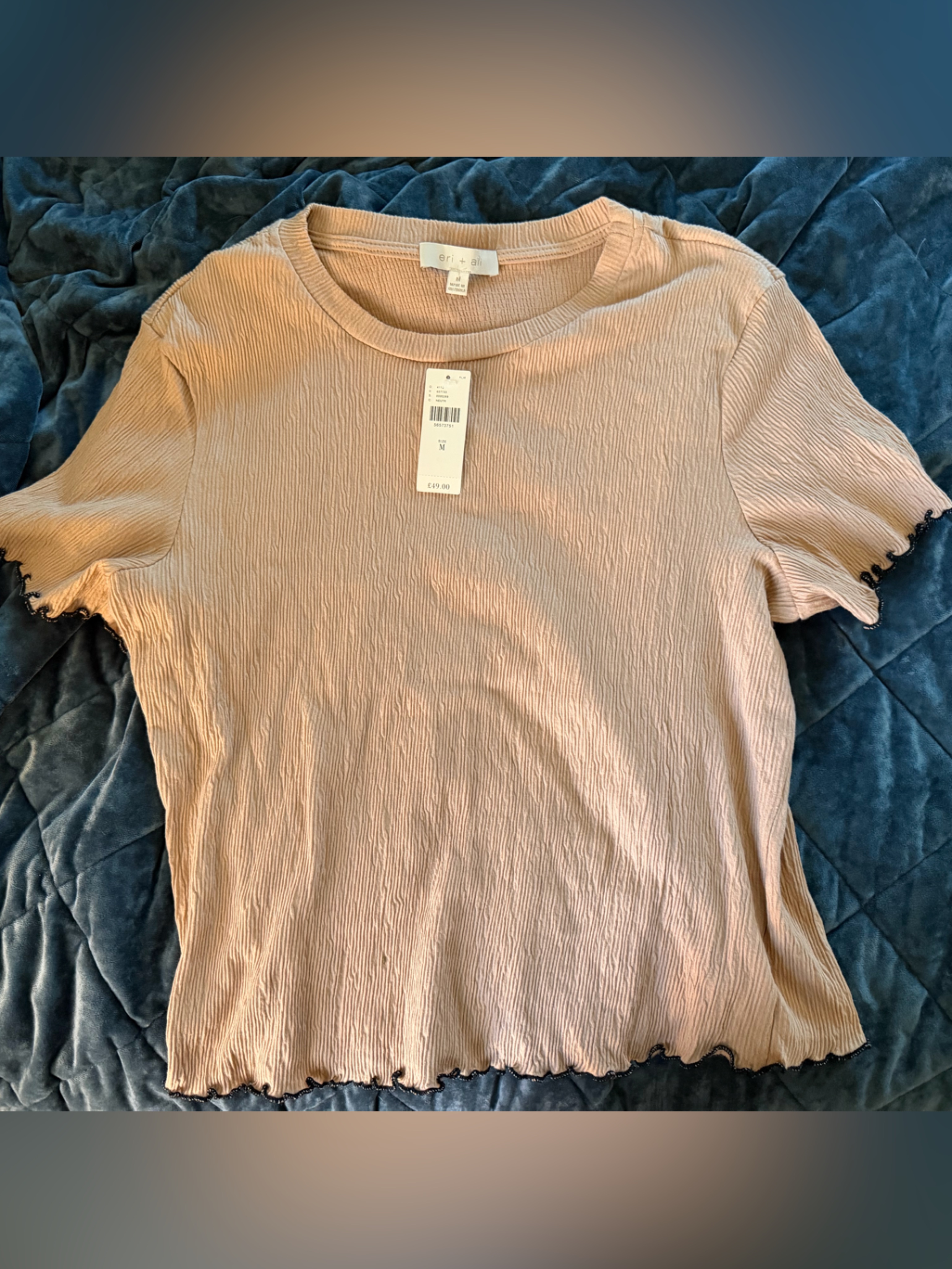Nwt Ruffle-Edged Ribbed Tee